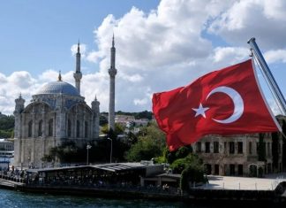 Ndodh edhe kjo! ”Çmendet” kryeprokurori në Stamboll dënon me 2300 vite burg rivalin e Erdogan