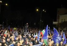 Protestat e gjeneratës Z në Bullgari/ Tërhiqet qeveria