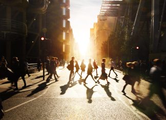 Numri i të huajve që jetojnë në Shqipëri arriti rekord në 2025-ën